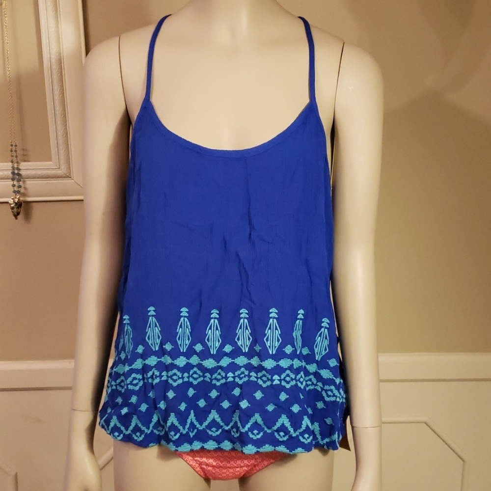 NWT Embroidered tank